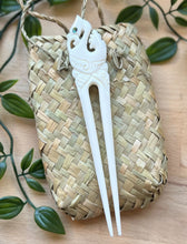 Load image into Gallery viewer, Manaia Heru (Small)