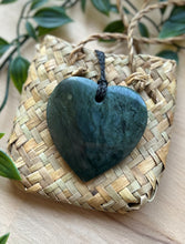 Load image into Gallery viewer, Manawa Pounamu (Heart Greenstone) 6cm