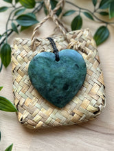 Load image into Gallery viewer, Manawa Pounamu (Heart Greenstone) 6cm