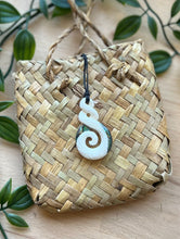 Load image into Gallery viewer, Pikorua (Twist) Koru Pendant with Pāua
