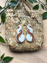 Load image into Gallery viewer, Pikorua (Twist) Earrings
