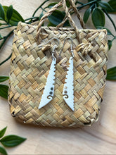 Load image into Gallery viewer, Earrings with Pāua
