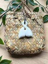 Load image into Gallery viewer, Whale Tail Twist Pendant
