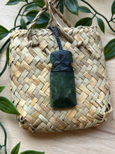 Load image into Gallery viewer, Toki Pounamu (Greenstone) 5cm
