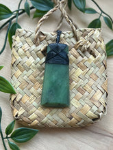 Load image into Gallery viewer, Toki Pounamu (Greenstone) 6cm

