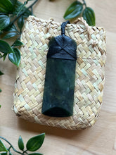 Load image into Gallery viewer, Toki Pounamu (Greenstone) 9cm
