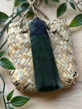 Load image into Gallery viewer, Toki Pounamu (Greenstone) 10cm
