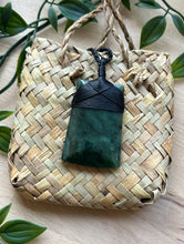 Load image into Gallery viewer, Toki Pounamu (Greenstone) 5.5cm
