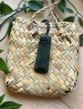 Load image into Gallery viewer, Toki Pounamu (Greenstone) 5cm
