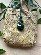 Load image into Gallery viewer, Pikorua Pounamu (Double Twist Greenstone) 4cm

