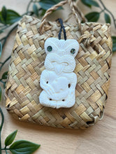 Load image into Gallery viewer, Tiki Pendant with Patu
