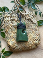 Load image into Gallery viewer, Toki with Koru Pounamu (Greenstone) 5cm

