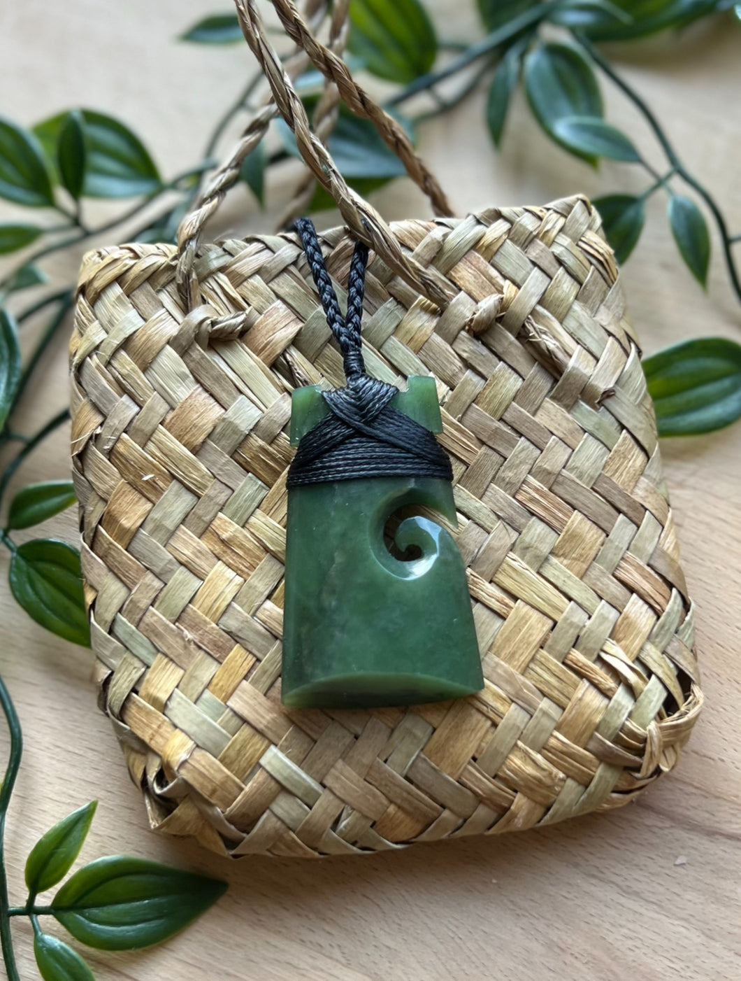 Toki with Koru Pounamu (Greenstone) 5cm