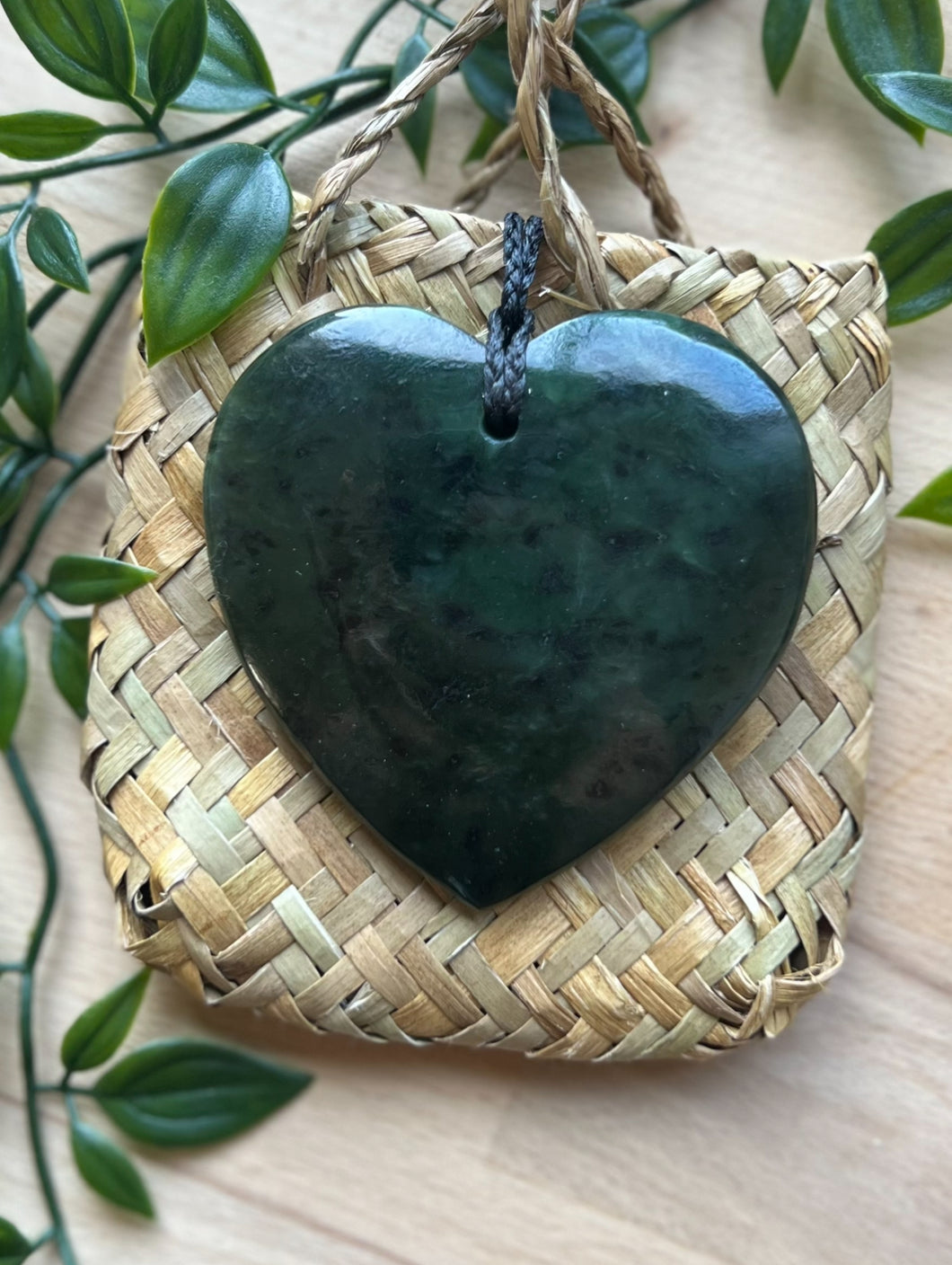 Manawa Pounamu (Heart Greenstone) 7.5cm