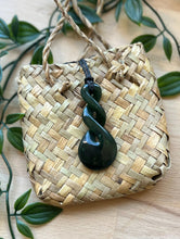Load image into Gallery viewer, Pikorua Pounamu (Double Twist Greenstone) 6cm
