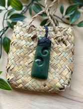 Load image into Gallery viewer, Double Koru Toki Pounamu (Greenstone) 6cm
