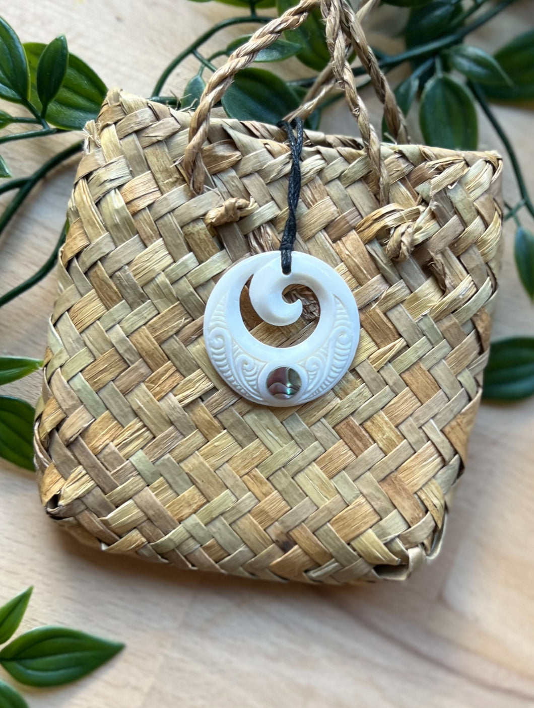 Closed Koru Pendant with Pāua