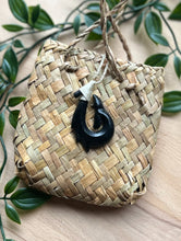 Load image into Gallery viewer, Black Hei Matau (Hook) 5cm
