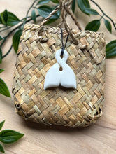 Load image into Gallery viewer, Whale Tail Twist Pendant
