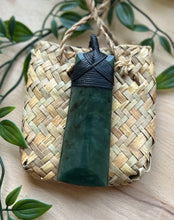 Load image into Gallery viewer, Toki Pounamu (Greenstone) 9cm
