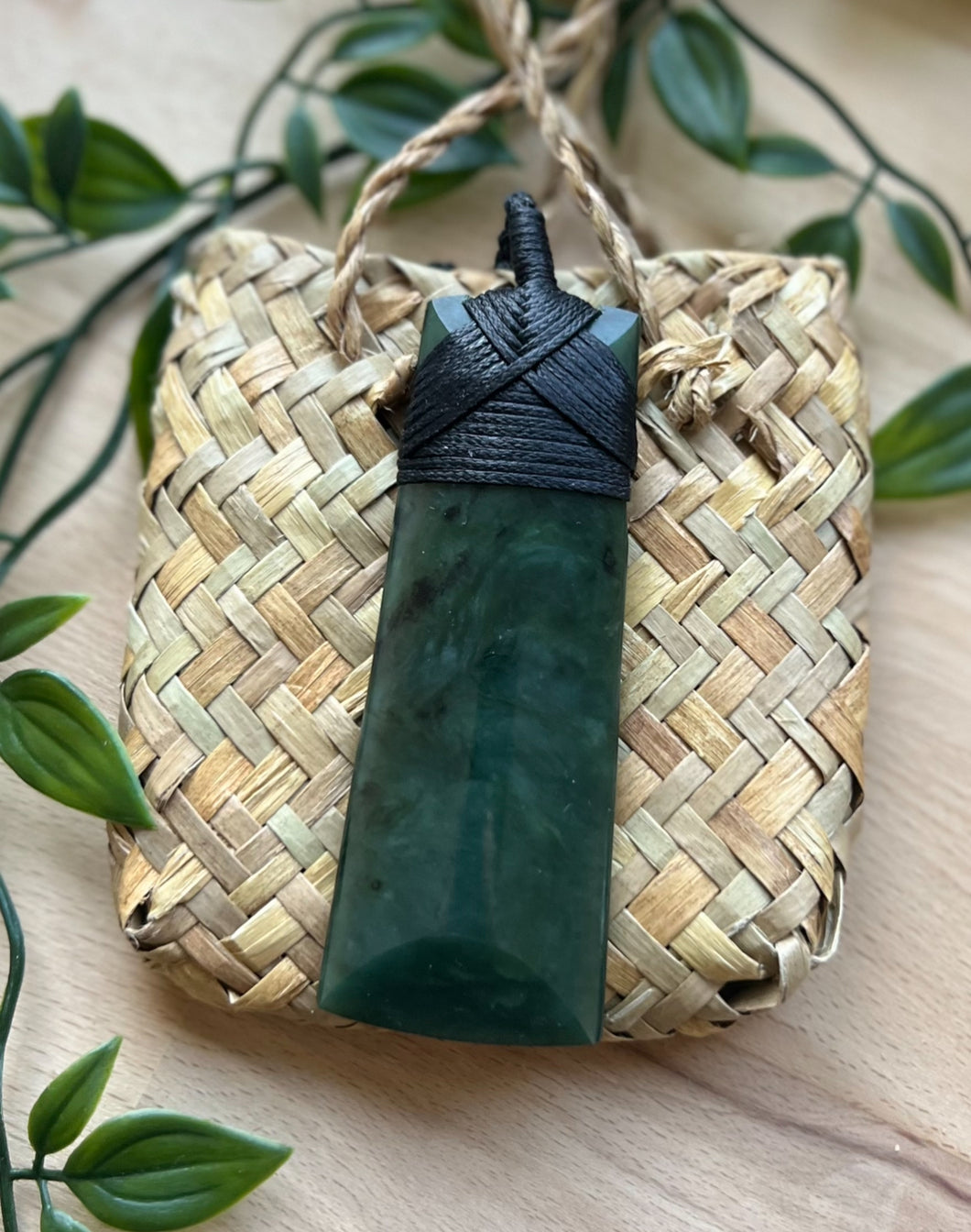 Toki Pounamu (Greenstone) 9cm
