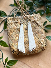 Load image into Gallery viewer, Bone Drop Earrings With Detailing
