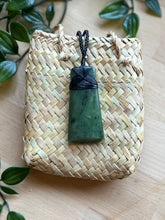 Load image into Gallery viewer, Toki Pounamu (Greenstone) 6cm
