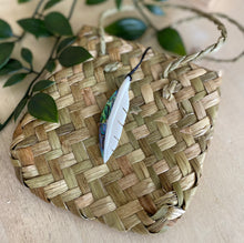 Load image into Gallery viewer, Feather with Pāua Pendant
